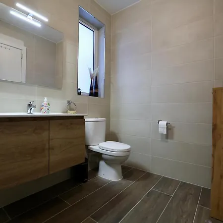 St Paul's Distant Seaviews