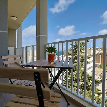 St Paul's Distant Seaviews