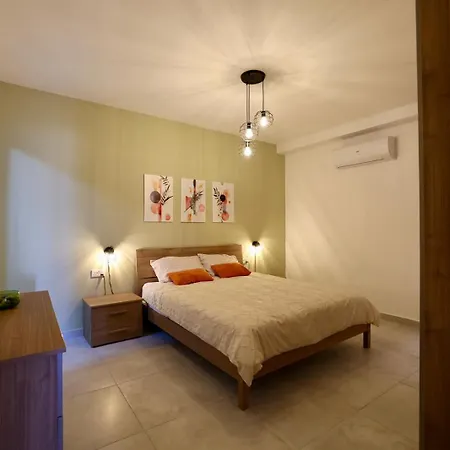 Apartmán St Paul's Distant Seaviews *