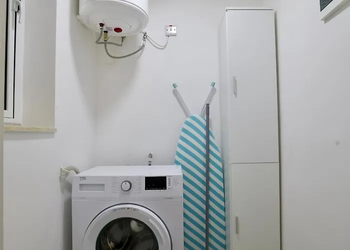 St Paul's Distant Seaviews Appartamento