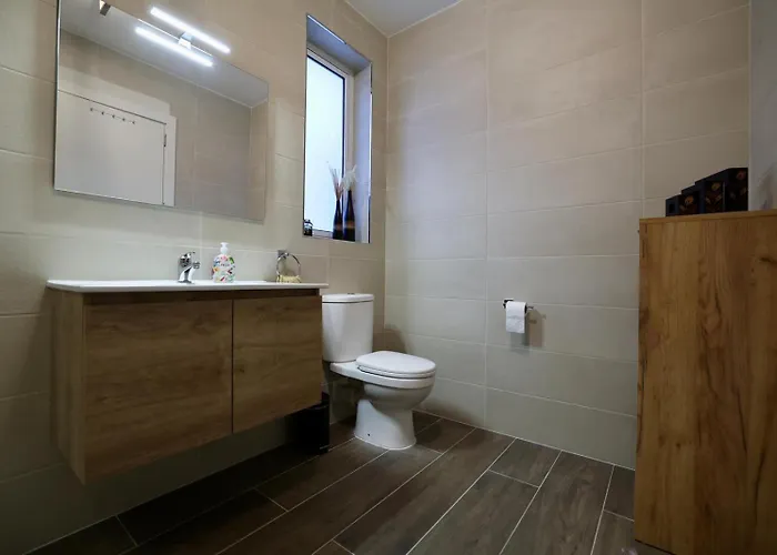 St Paul's Distant Seaviews