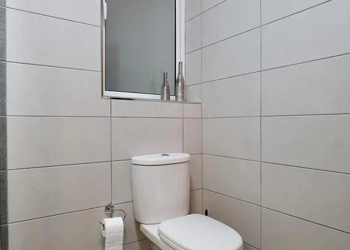 St Paul's Distant Seaviews *